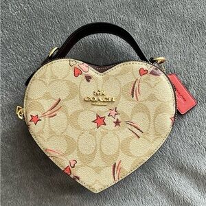 Brand new Coach Heart Crossbody In Signature Canvas With Heart And Star Print